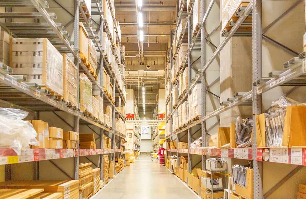 AI賦能網(wǎng)絡(luò)工程 叉車(chē)機(jī)器人的智能物流革命